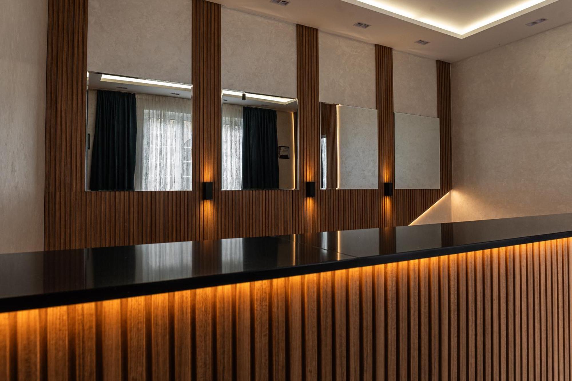 Hotel Astral Šabac エクステリア 写真